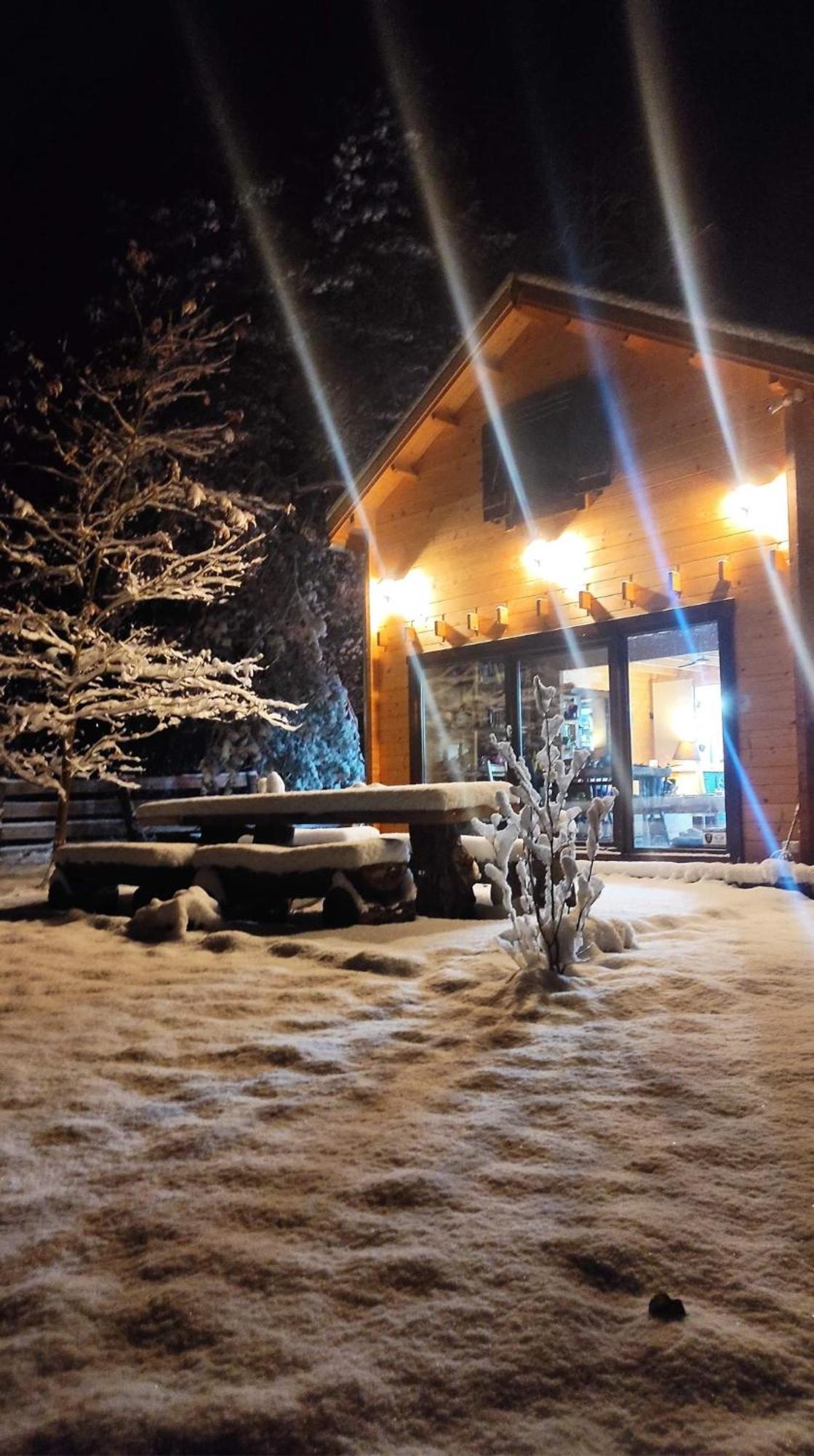 Przystan Zakapiora Villa Muchocin ภายนอก รูปภาพ